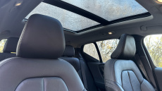 Volvo XC40 2.0 B4P Ultra Dark 5dr Auto Petrol Estate